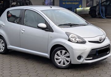 Toyota Aygo (X) 90.000 km 7.600 &euro; Harburg 21073