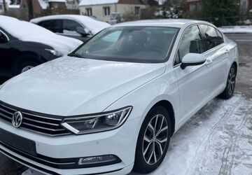 VW Passat 229.000 km 10.900 &euro; Stelle 21435