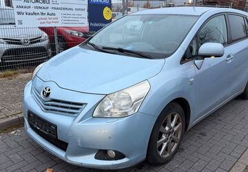Toyota Verso 194.091 km 4.999 &euro; Winsen (Luhe) 21423