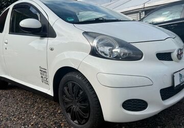 Toyota Aygo (X) 122.647 km 2.990 &euro; Hamburg 22179