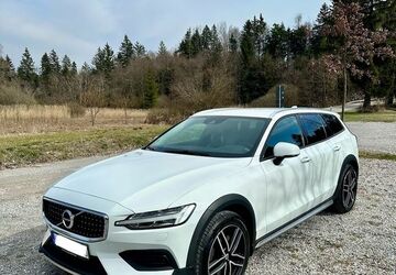 Volvo V60 Cross Country 151.435 km 20.999 &euro; Winsen 21423