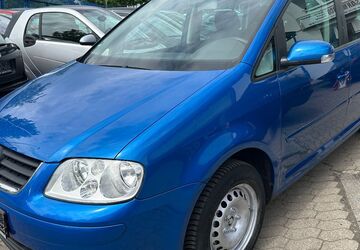 VW Touran 251.000 km 2.490 &euro; Hamburg 20537