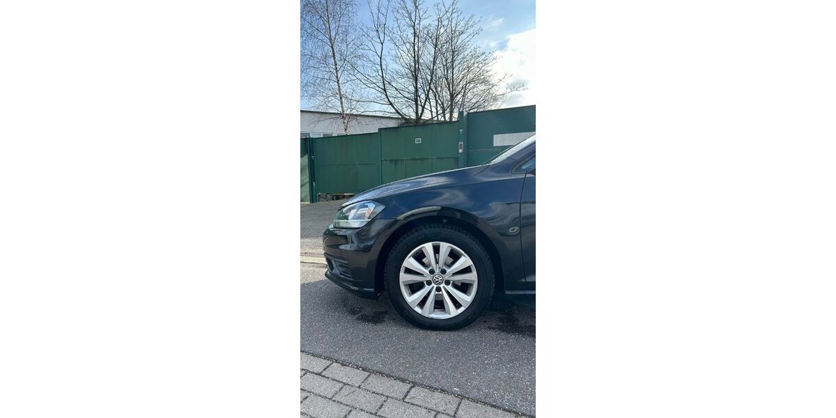 VW Golf 84.128 km 11.000 &euro; Hamburg 22525
