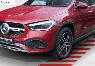 Mercedes-Benz GLA 180 25.371 km 30.950 &euro; Hamburg-Elbe 22609
