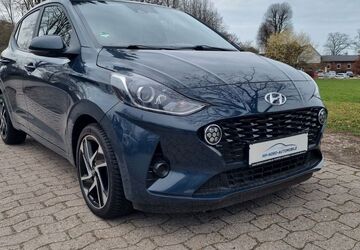Hyundai i10 12.749 km 12.350 &euro; Buxtehude 21614