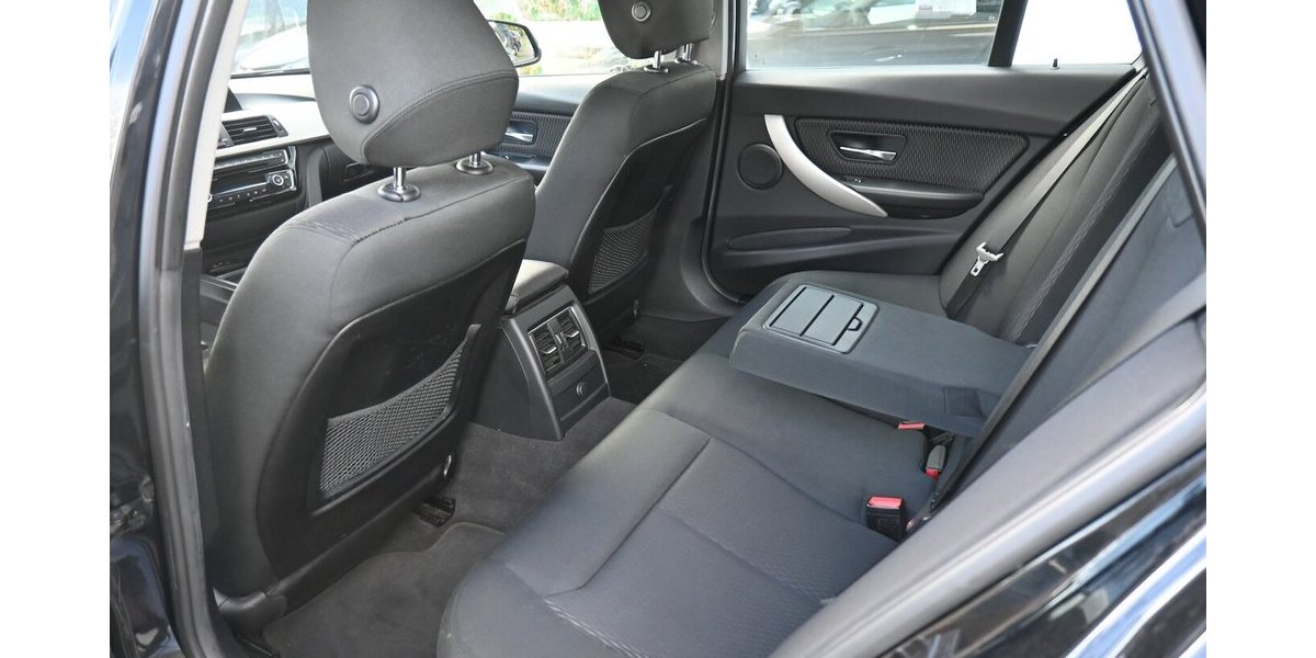 BMW 320d tour*Advantage* Navi Bluet PDC AHK 150.000 km 13.700 &euro; Seevetal - Hittfeld 21218