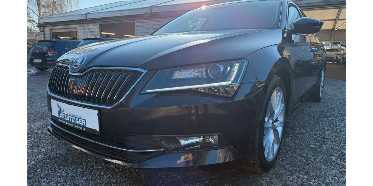 Skoda Superb 104.312 km 14.990 &euro; Hamburg 22179