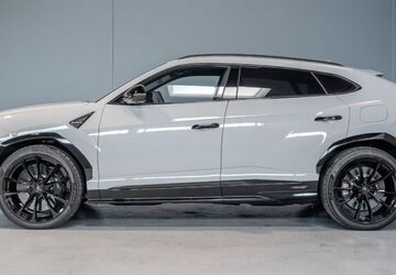 Lamborghini Urus 6.500 km 321.181 &euro; Hamburg 22339