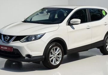 Nissan Qashqai 115.730 km 8.900 &euro; Hamburg 22043