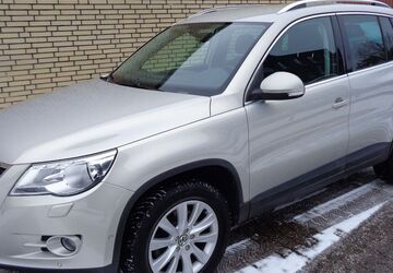VW Tiguan 70.161 km 10.990 &euro; Hamburg 22399
