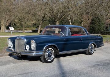Mercedes-Benz 220 67.500 km 35.000 &euro; Hamburg 22041