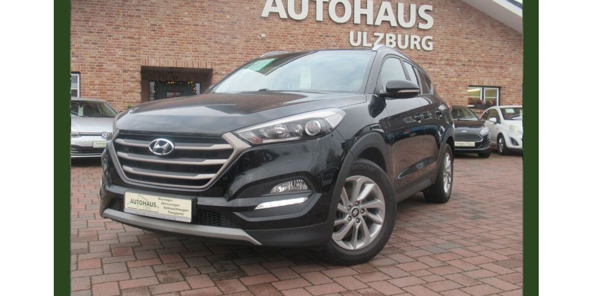 Hyundai TUCSON 115.441 km 16.900 &euro; Henstedt Ulzburg(20 km nördlich von HH-direkt an der A7) 24558