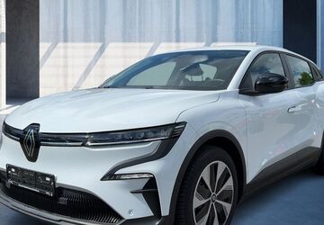 Renault Megane E-TECH 23.832 km 25.990 &euro; Hamburg 20537