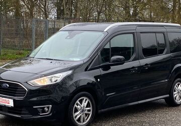 Ford Grand Tourneo 114.417 km 15.999 &euro; Bargteheide 22941