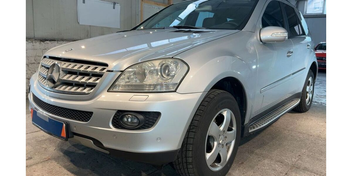 Mercedes-Benz ML 320 199.000 km 9.990 &euro; Hamburg 22043