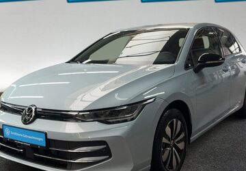 VW Golf 8.033 km 28.333 &euro; Hamburg 22761