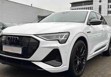 Audi e-tron 23.230 km 39.950 &euro; Hamburg 22047