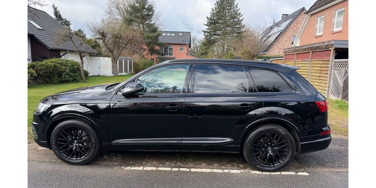 Audi Q7 104.900 km 35.800 &euro; Hamburg 22393