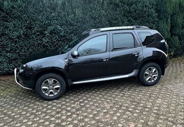 Dacia Duster 90.000 km 10.500 &euro; Hamburg 22589