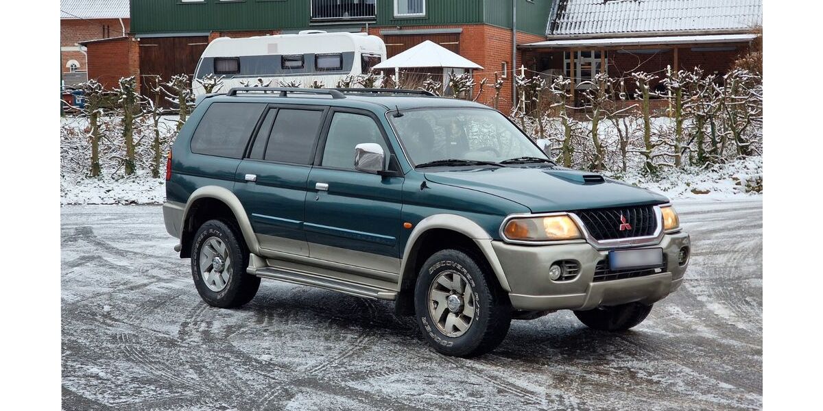 Mitsubishi Pajero 248.000 km 4.700 &euro; Hamburg 22115