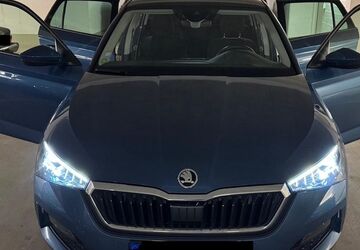 Skoda Scala 83.500 km 15.975 &euro; Hamburg 22767