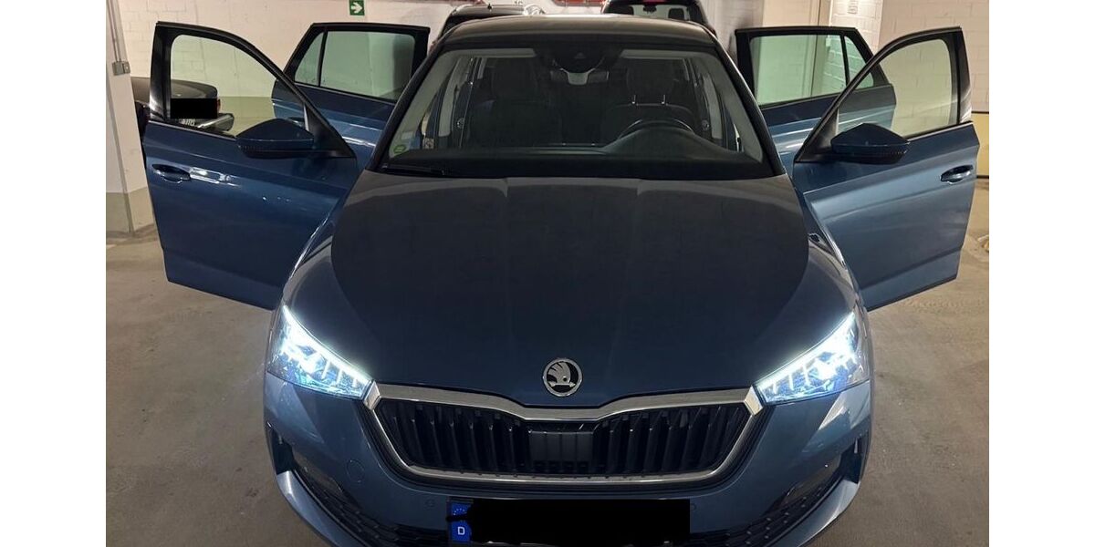 Skoda Scala 83.500 km 15.975 &euro; Hamburg 22767