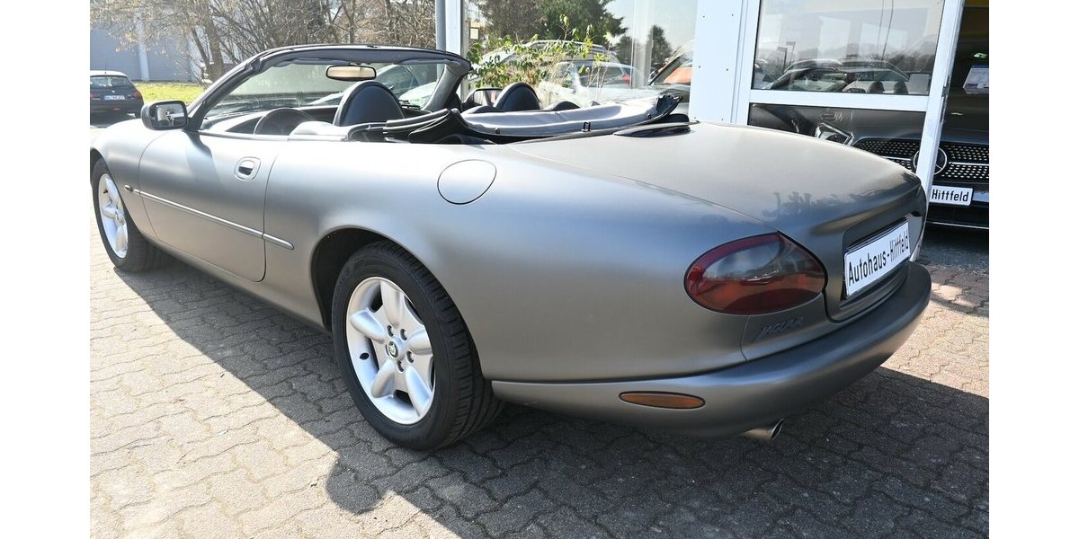 Jaguar XK8 4.0-V8 Convertible *deutsches Auto* 133.000 km 17.900 &euro; Seevetal - Hittfeld 21218