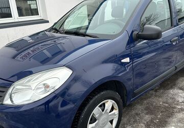 Dacia Sandero 137.000 km 2.980 &euro; Hamburg 20537