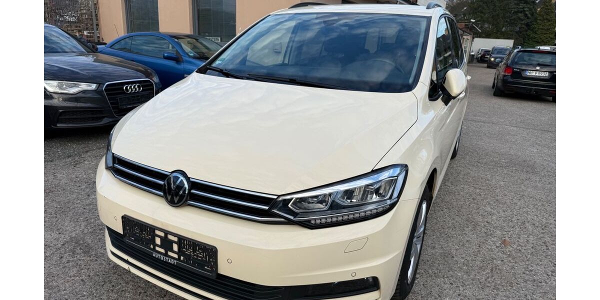 VW Touran 244.000 km 11.990 &euro; Hamburg 22047