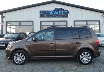 VW Touran 262.863 km 5.990 &euro; Beckdorf 21643