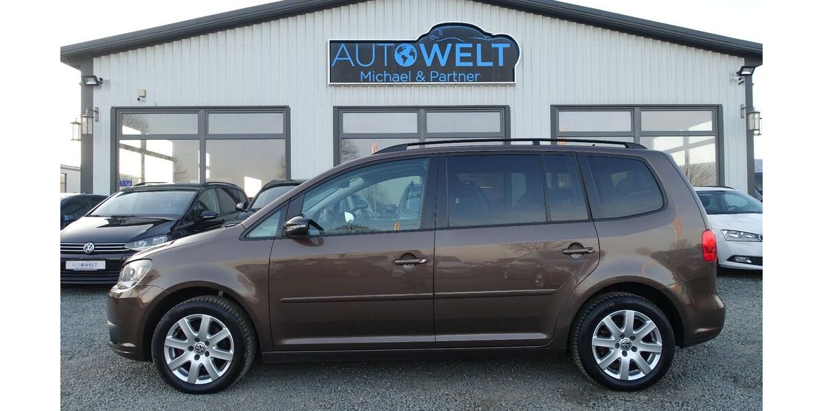 VW Touran 262.863 km 5.990 &euro; Beckdorf 21643