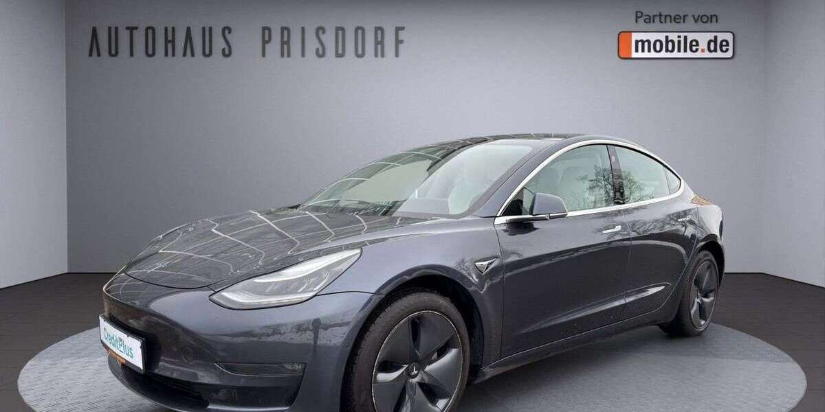 Tesla Model 3 134.921 km 20.950 &euro; Prisdorf bei Hamburg 25497