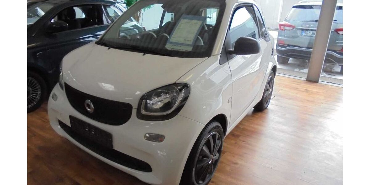Smart ForTwo 65.699 km 12.990 &euro; Hamburg 22043
