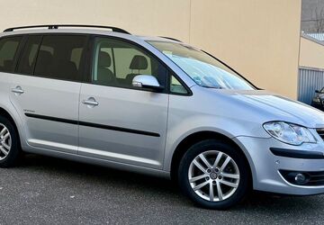 VW Touran 178.521 km 6.290 &euro; Hamburg 20537