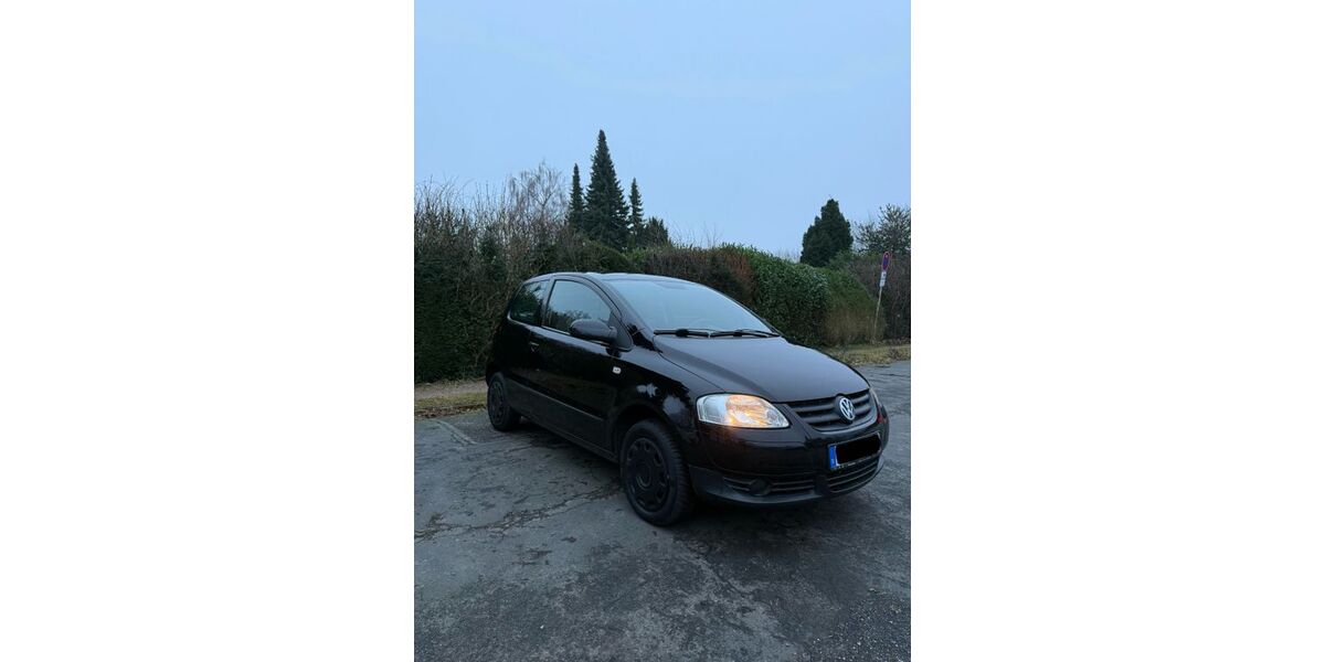 VW Fox 77.112 km 3.299 &euro; Hamburg 22359