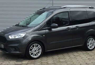 Ford Tourneo Courier 95.393 km 13.290 &euro; Hamburg 22393