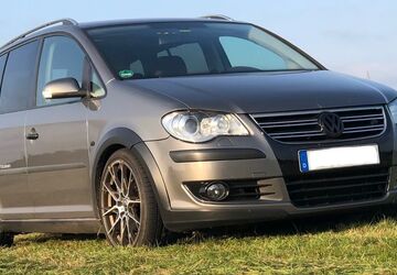 VW Touran 260.900 km 6.000 &euro; Bargfeld-Stegen 23863