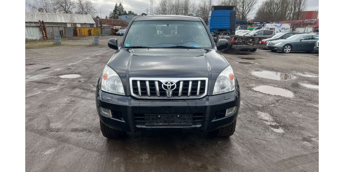 Toyota Land Cruiser 353.989 km 9.990 &euro; Hamburg 22113