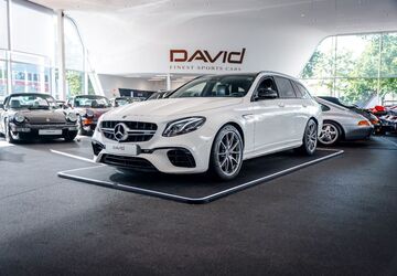 Mercedes-Benz E 63 AMG 52.721 km 54.990 &euro; Hamburg 22047