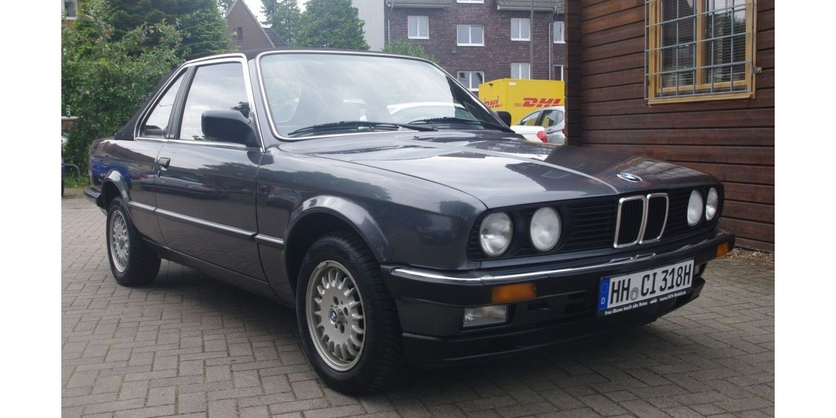 BMW 318 93.000 km 11.990 &euro; Hamburg 22547