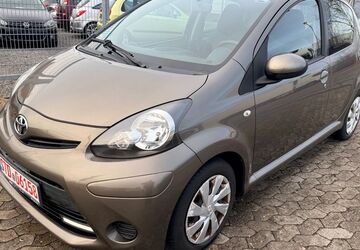 Toyota Aygo (X) 87.000 km 4.999 &euro; Buxtehude 21614