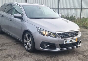 Peugeot 308 134.260 km 9.999 &euro; Hamburg 20539