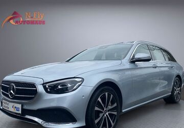 Mercedes-Benz E 300 137.194 km 23.950 &euro; Hamburg - 1 Min. vom Hamburg Airport 22415