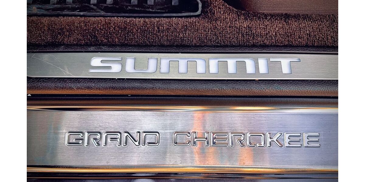 Jeep Grand Cherokee 60.000 km 34.000 &euro; Norderstedt 22848