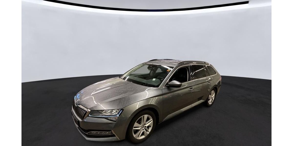 Skoda Superb 92.377 km 20.885 &euro; Uetersen bei Hamburg 25436