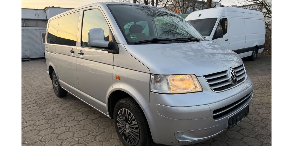VW T5 Transporter 200.070 km 9.900 &euro; Hamburg 20537