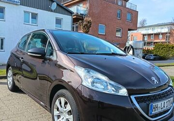 Peugeot 208 73.800 km 4.500 &euro; Hamburg 21029