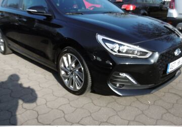 Hyundai i30 121.878 km 12.800 &euro; Hamburg 22459