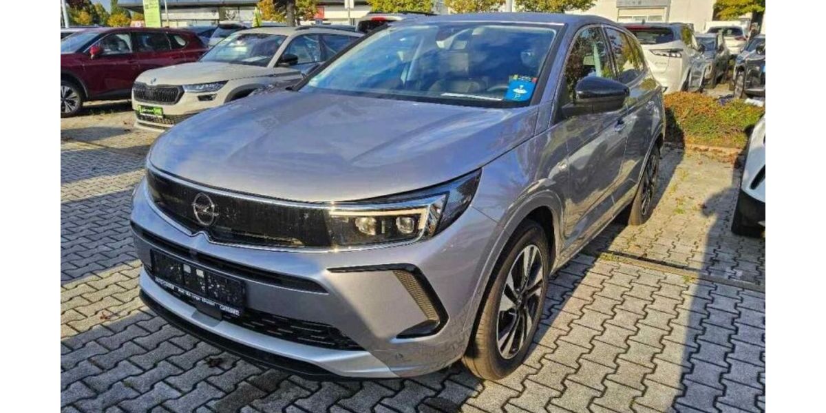 Opel Grandland (X) 15.999 km 23.985 &euro; Uetersen bei Hamburg 25436