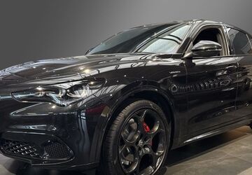 Alfa Romeo Stelvio 4.950 km 59.890 &euro; Hamburg 22391